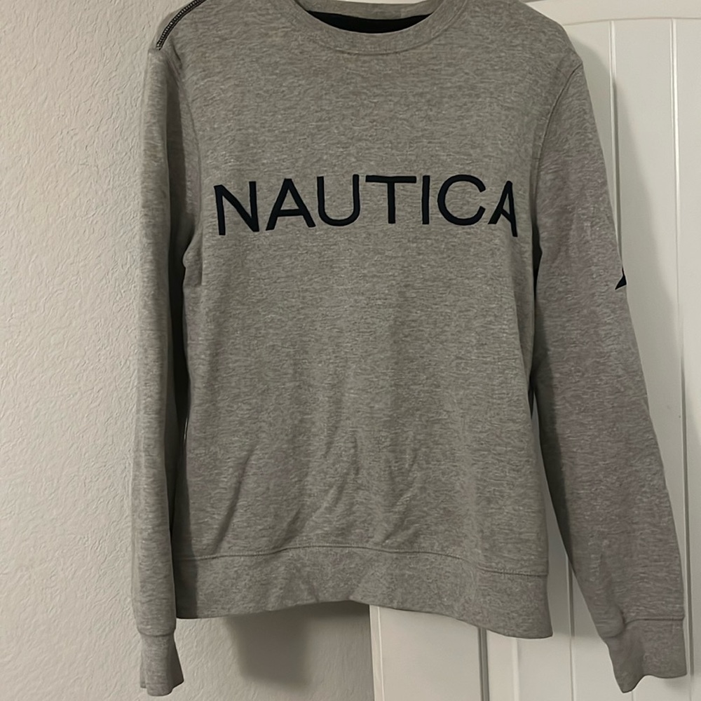 Gray Nautica sweatshirt